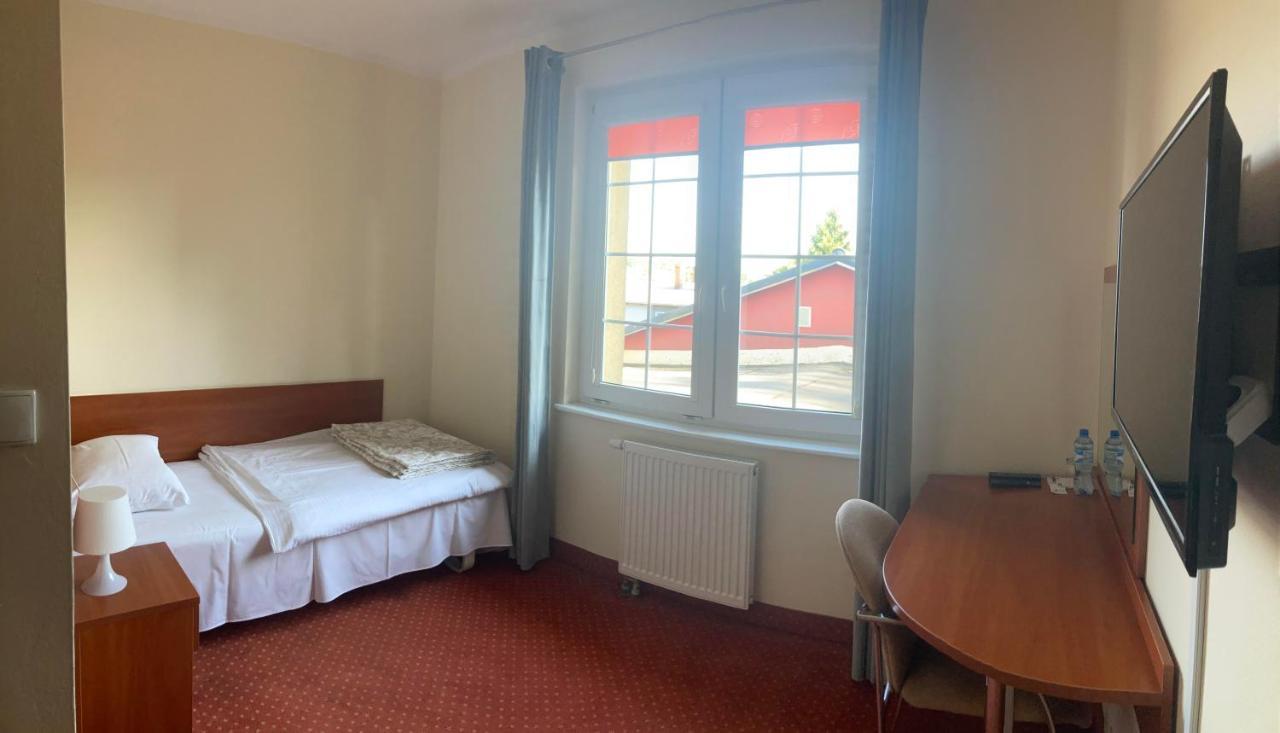 Hotel Gryf Kościerzyna Εξωτερικό φωτογραφία